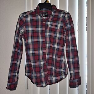 American Eagle Outfitters Red, Navy, White Plaid Shirt